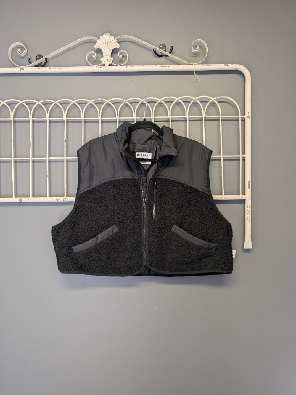 BNWT Size XXL Old Navy Crop Vest